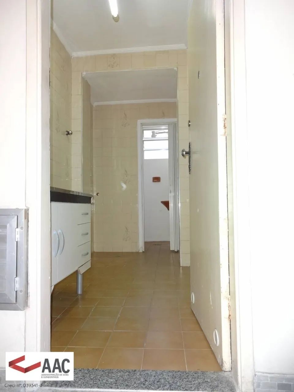 Kitnet - Bairro Embaré - Foto 5