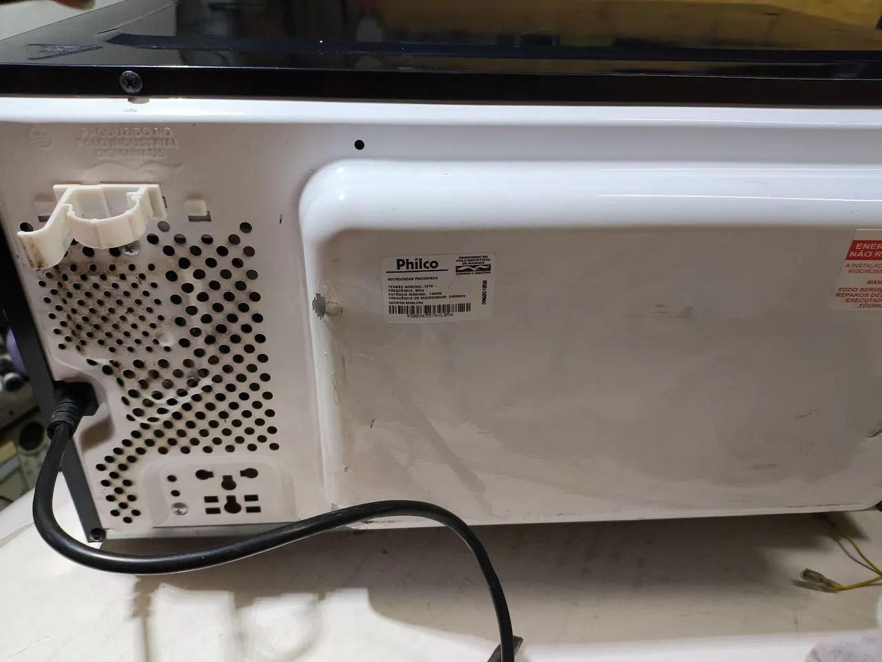 Microondas preto Philco 18 litros  - Foto 5