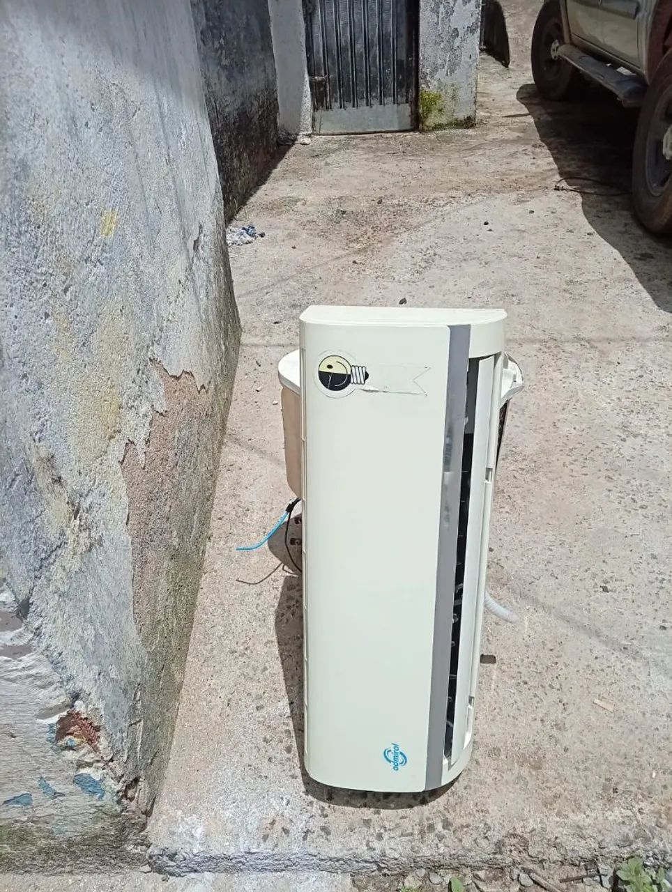 Ar condicionado de 9 mil BTUs serpentina de cobre e gás recolhido funcionando  - Foto 2