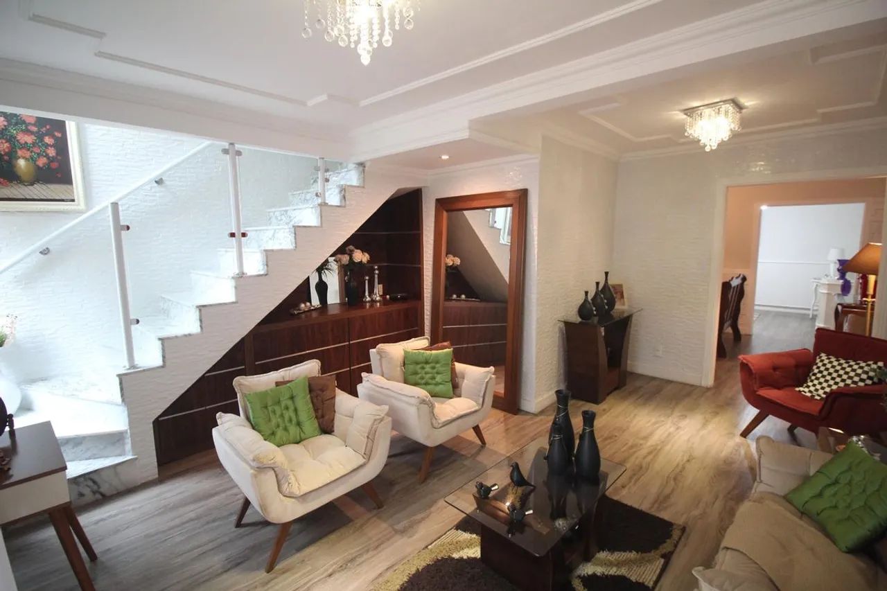 Casa à Venda - Barreiro, 3 Quartos, 274 m2