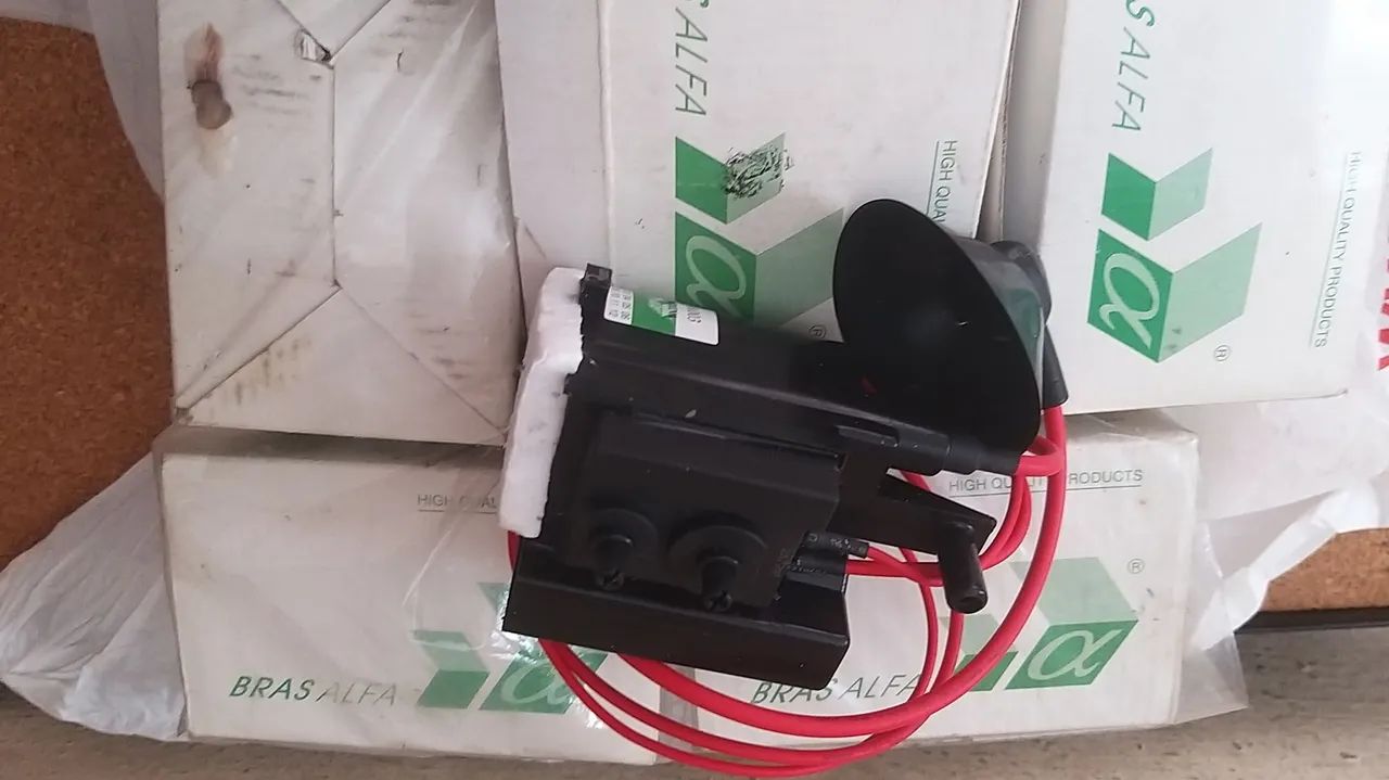 FLY BACK NOVO NA EMBALAGEM PARA TV 14 POLEGADAS, PRECO UNIDADE, LEIA!! - Foto 2