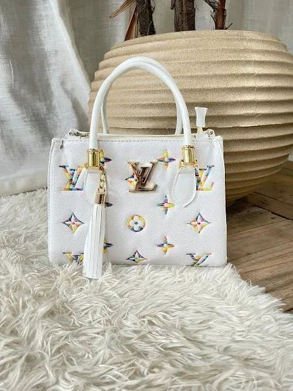 Bolsa Louis Vuitton Lorena Média Bordada - Foto 4