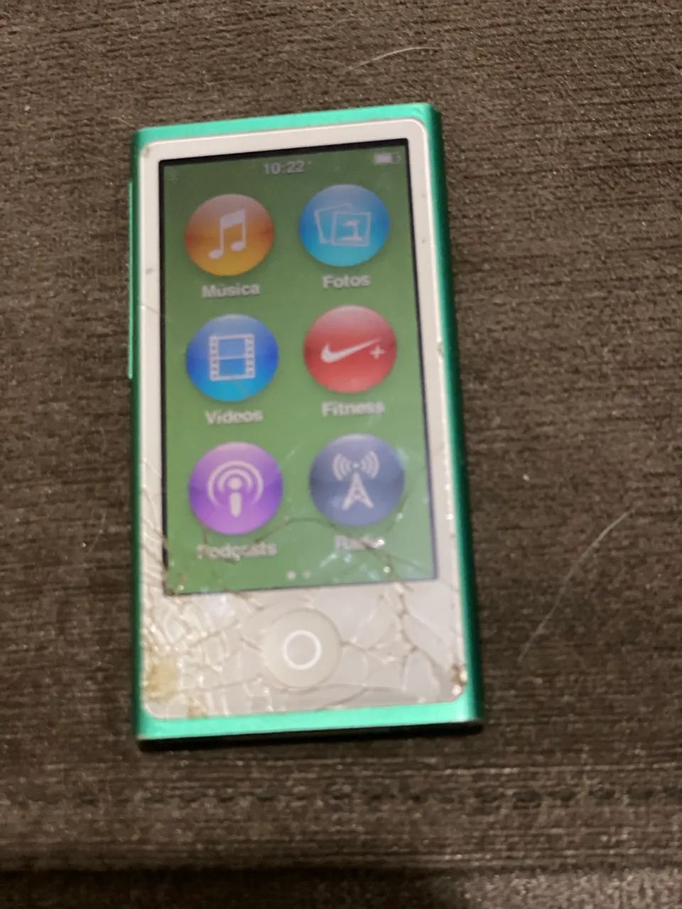 Vendo iPod 8 com o vidro quebrado  - Foto 2