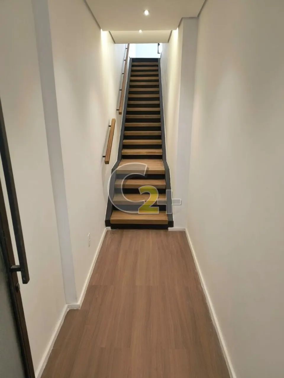 Comercial para locação em Higienópolis com Escritórios com 2 sala 1 ampla 2 banheiros e 1  - Foto 5