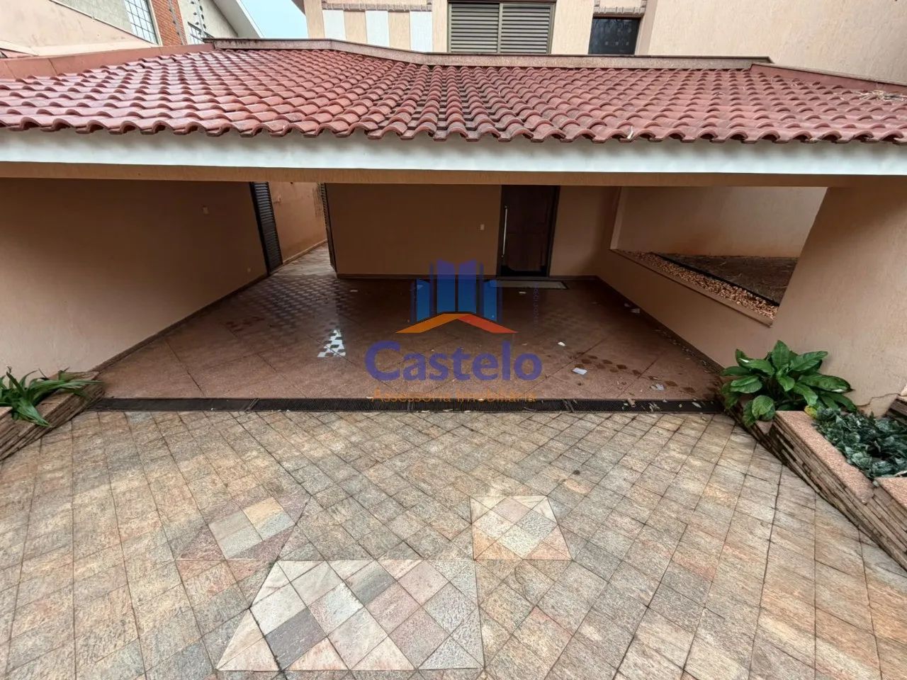 CASA RESIDENCIAL em UMUARAMA - PR, ZONA I-A - Foto 4