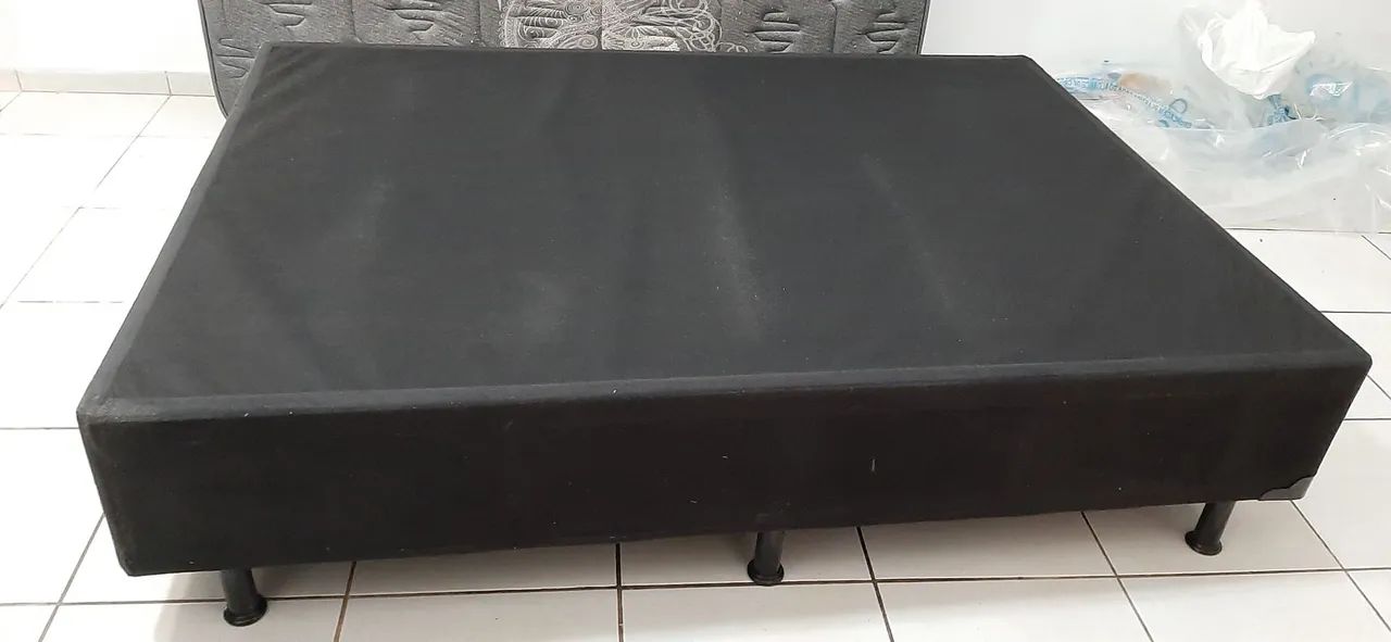 Box Casal Cedro Preto- Ótimo estado