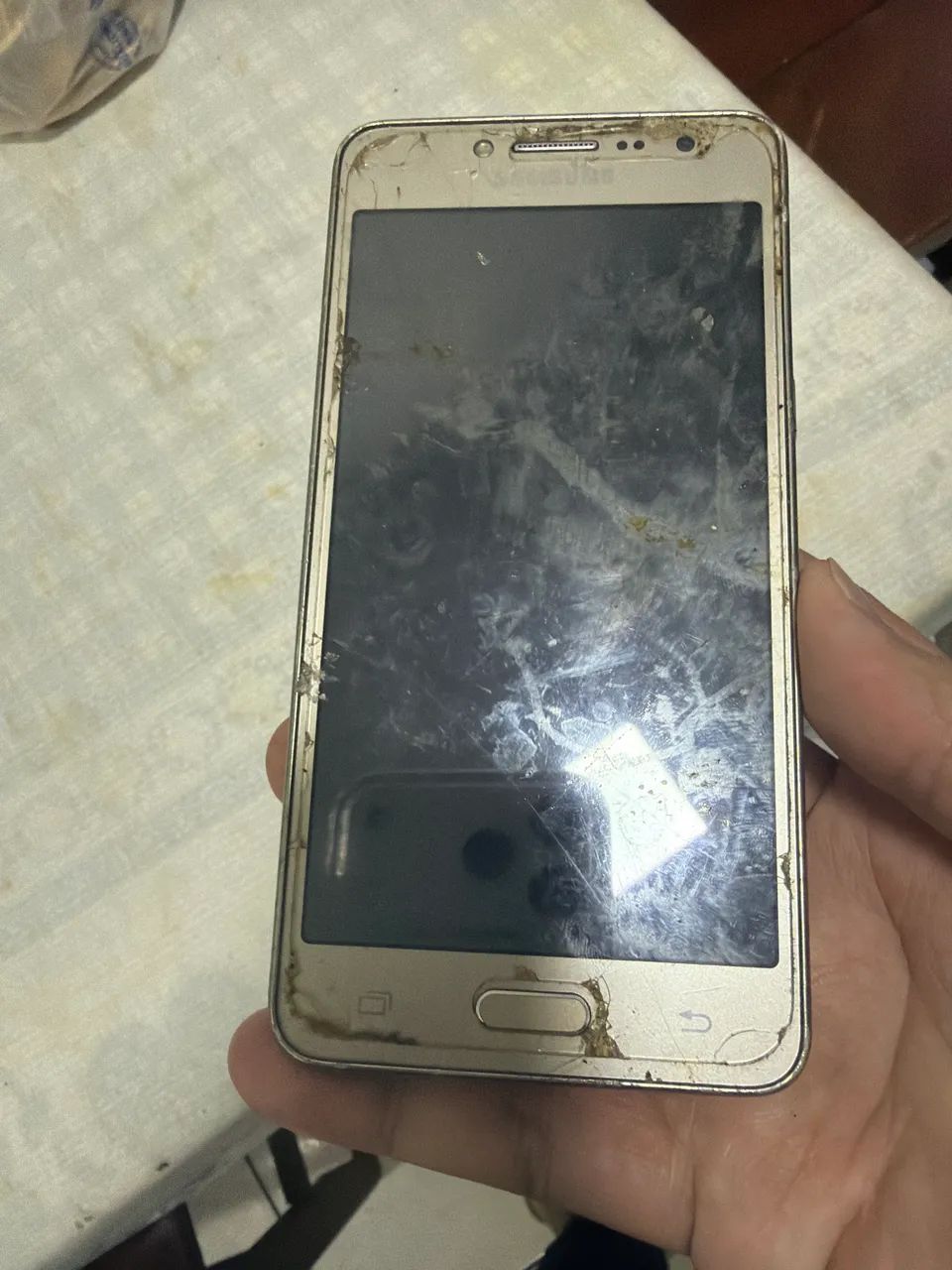 Celular Samsung para reitirar peças 