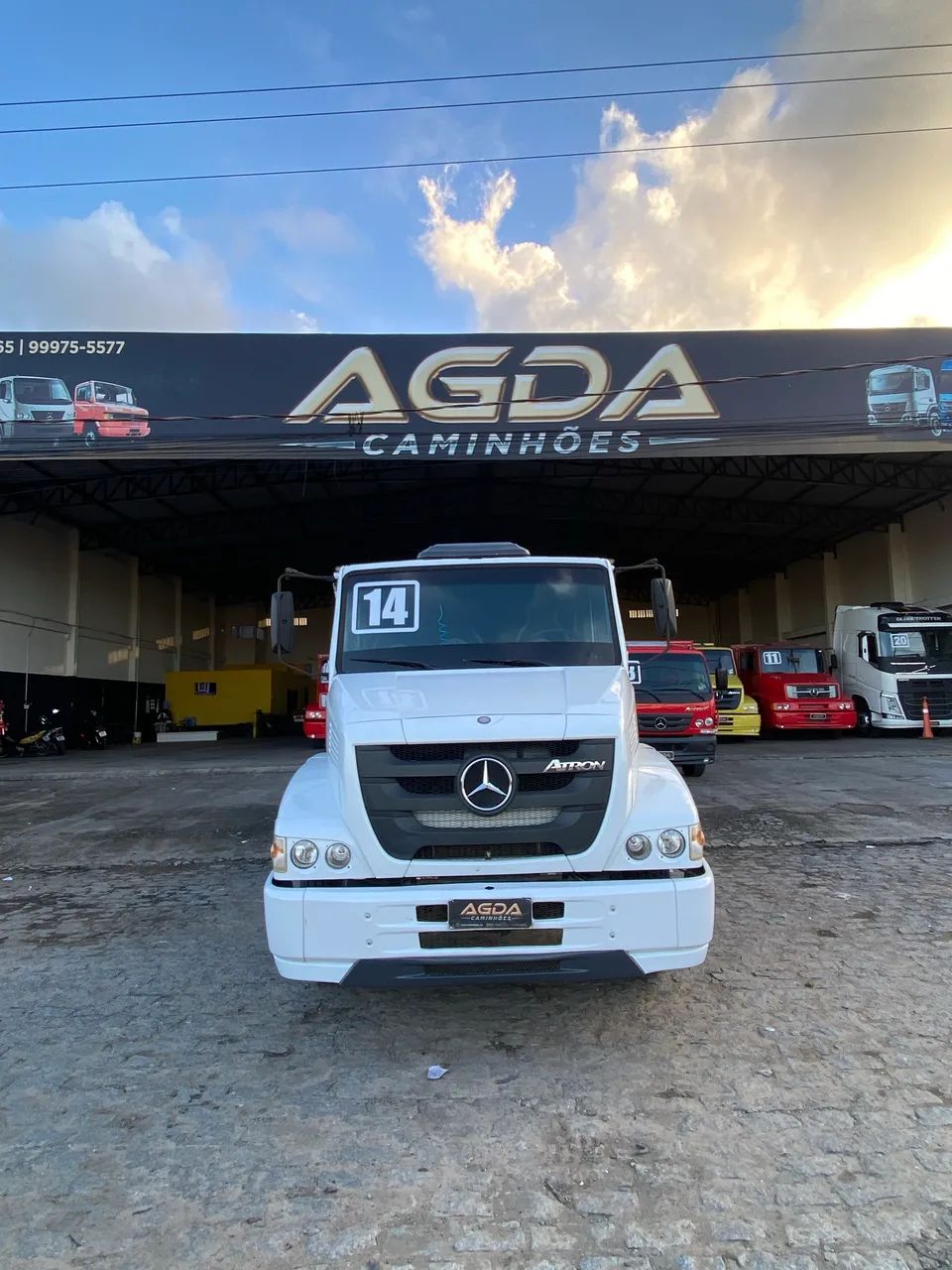 M/Benz Atron 1319 Ano 2014 - Foto 3