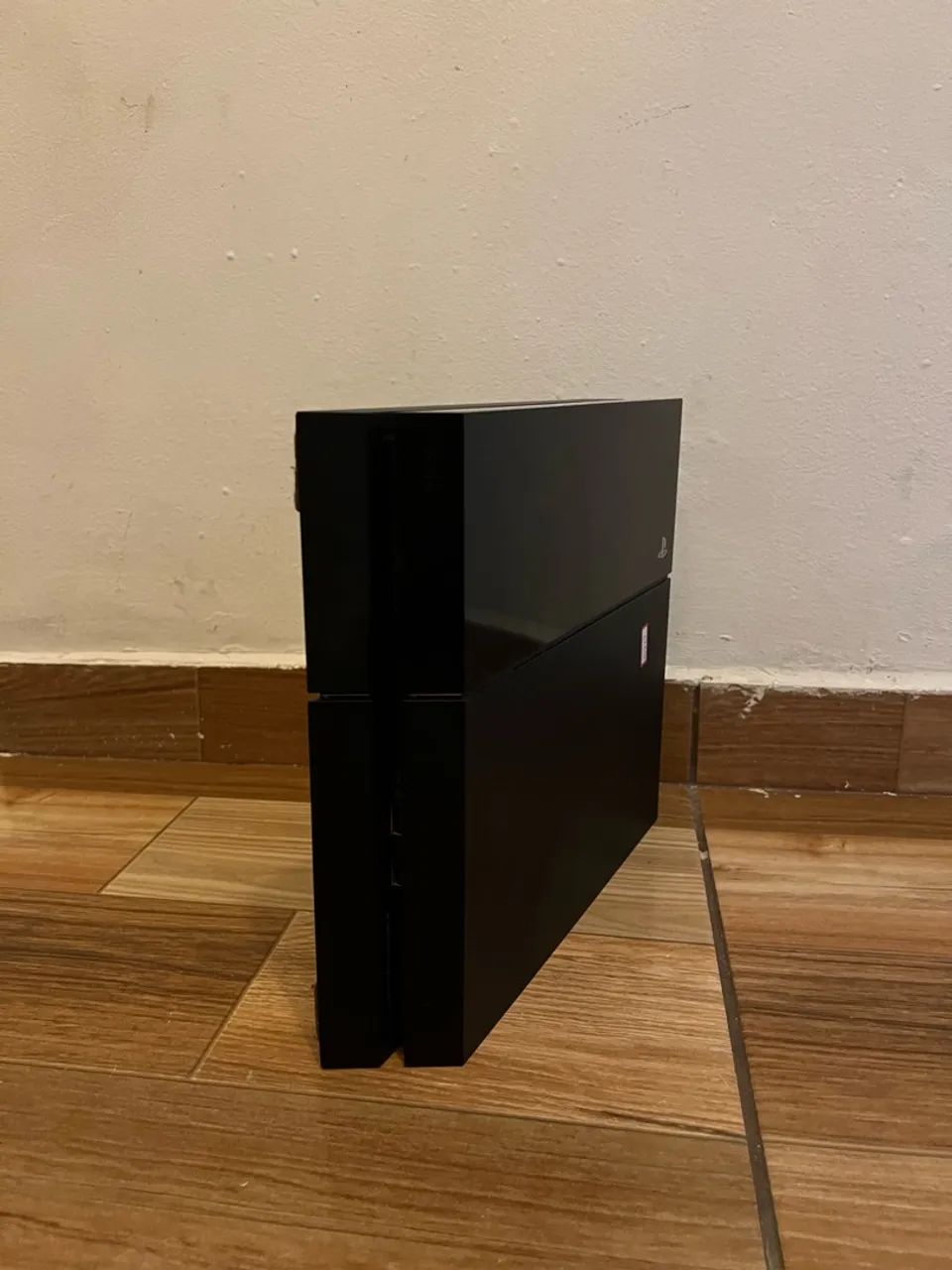 PS4 Fat - Excelente Carcaça (Placa OK / Defeito na Fonte e Capacitor) para Técnicos