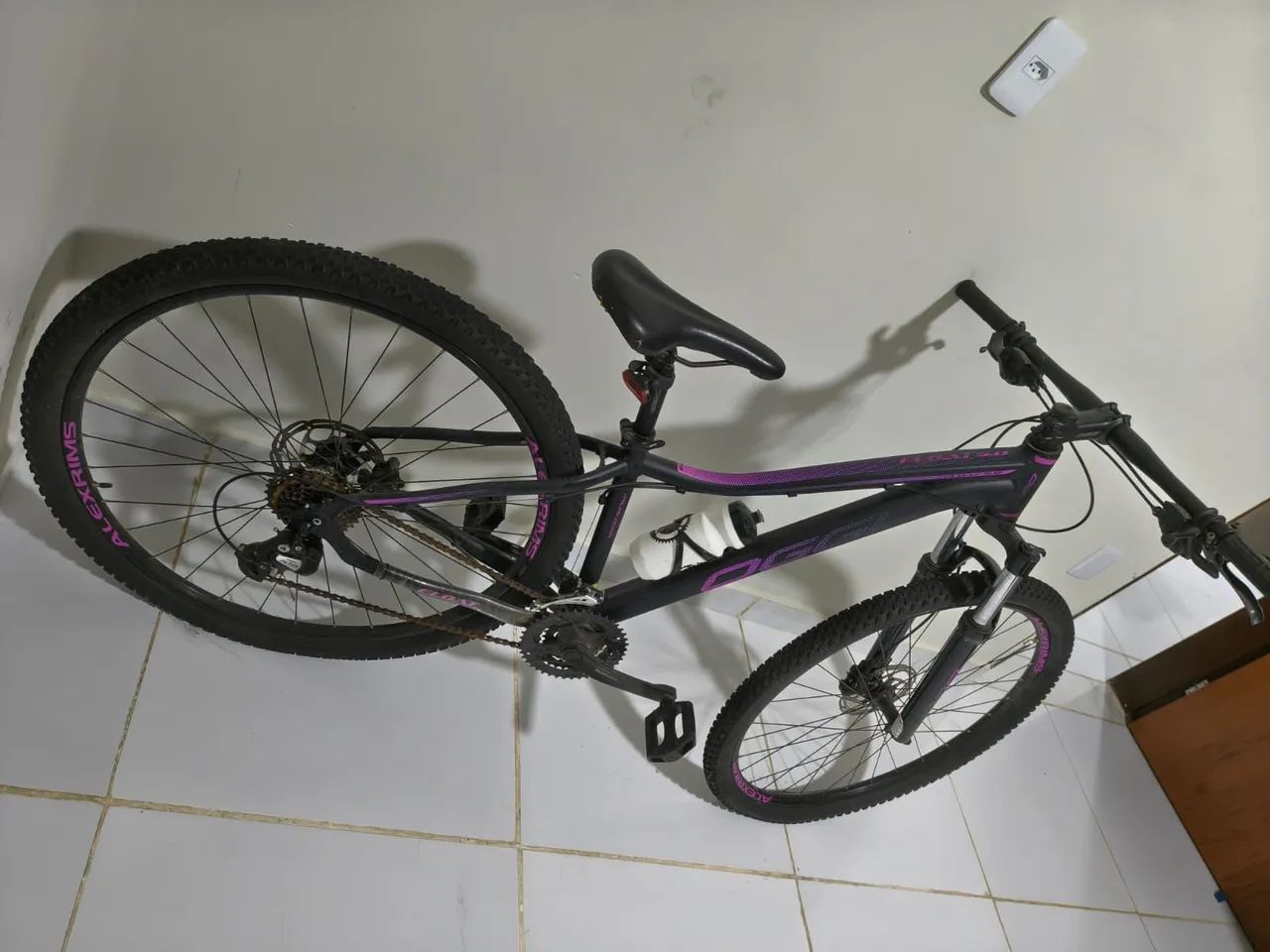 Bicicleta Mtb 29 Feminina Oggi Float Hds 5.0 15,5 Preta/pink - Foto 4