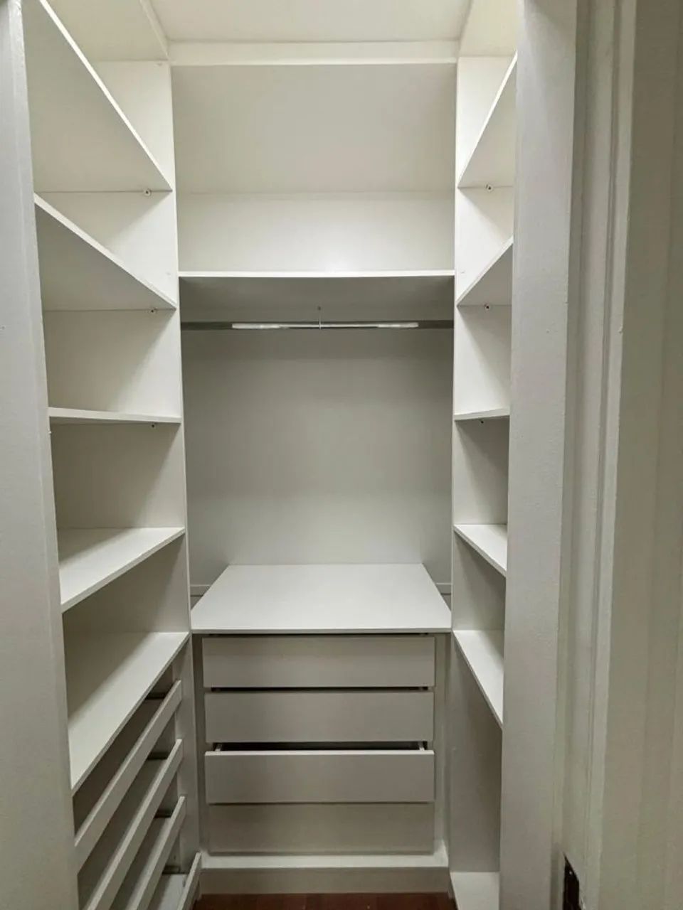 Apartamento 3 quartos sendo um suíte, com 1 vaga de garagem. - Foto 4