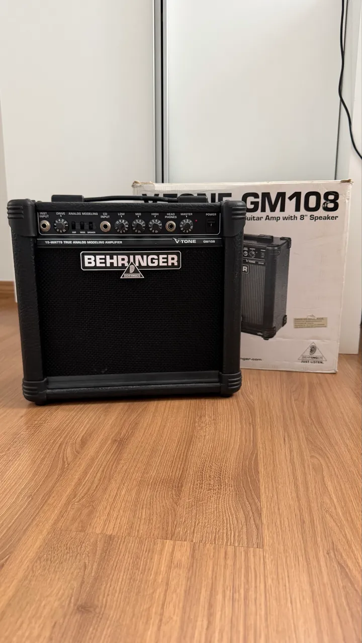 Line 6 FBV Express MkII - Controlador + Pedal de Expressão