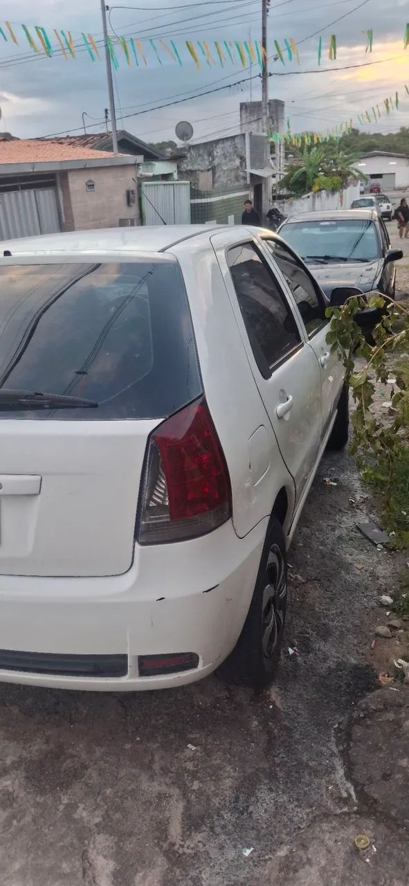 Fiat Palio Celebration 1.0 Fire Flex 8V 4P 2016 - Foto 4