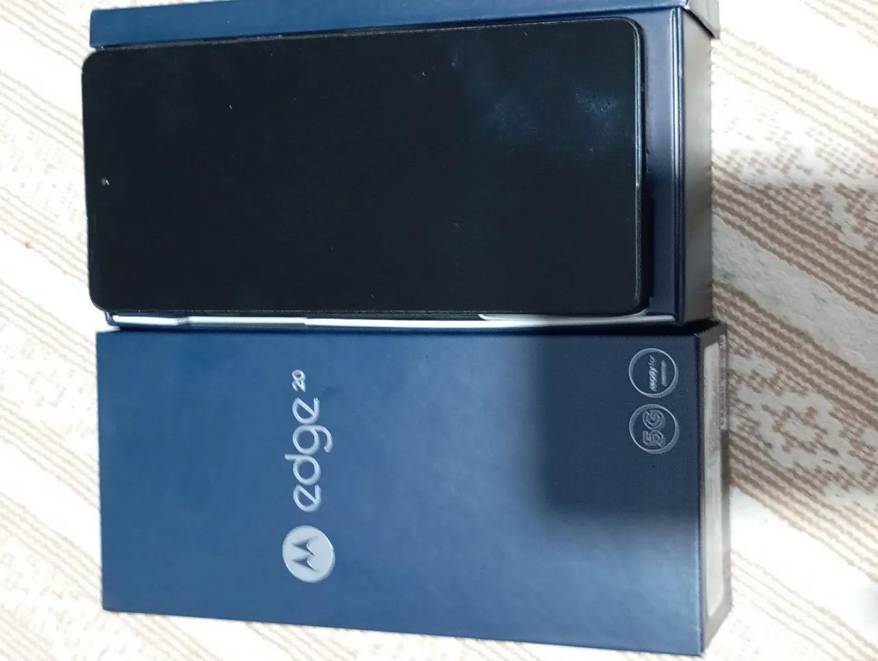 Edge 20 5G