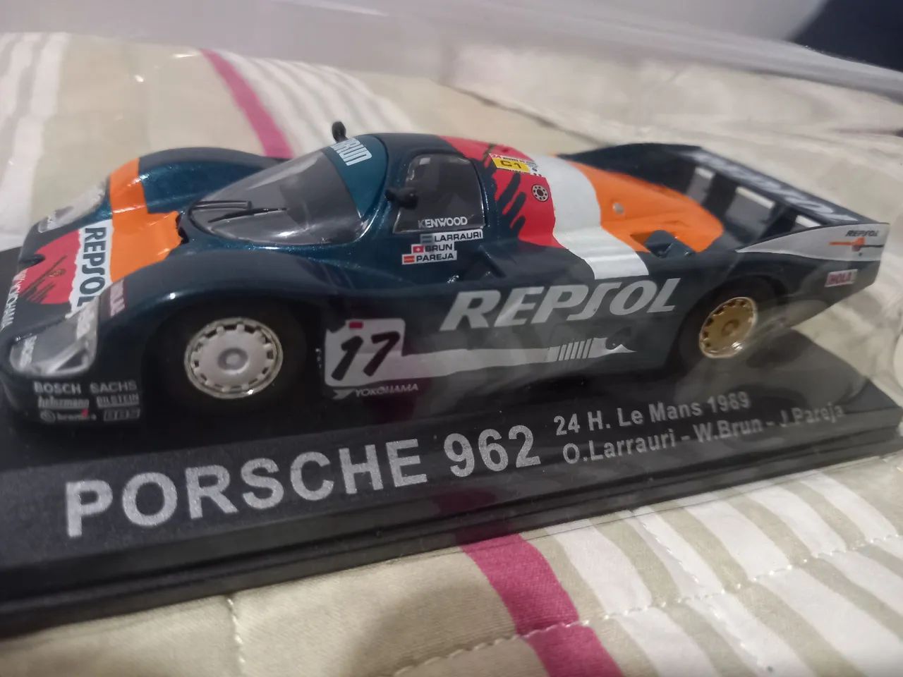 Miniatura Porsche 962 24h Le Mans 1989 1:43