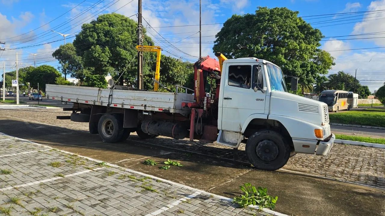 Caminhão munck  - Foto 4