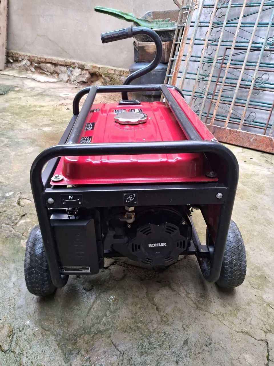 GERADOR A GASOLINA 3000 WATTS - Foto 5
