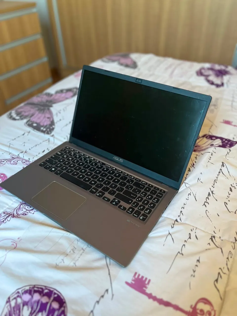 Notebook HP Core i5 8ram SSD256NV Windows 11 Office Antivírus