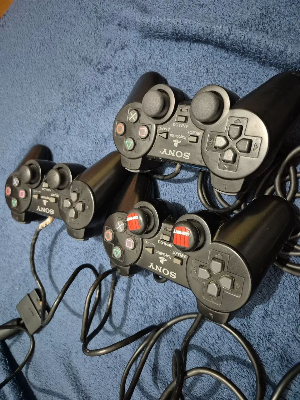 3 controles de PS2 original Sony.  - Foto 4
