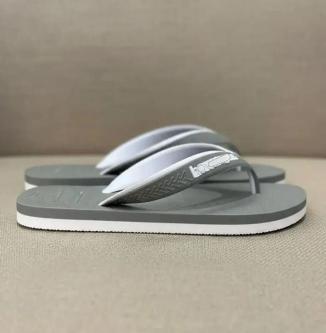 Chinelo havaianas dual 