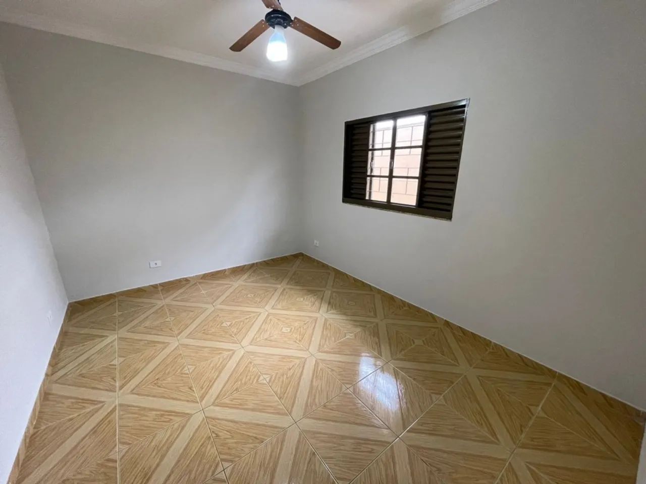 Casa para alugar em Maringá no Parque Residencial Eldorado com 3 quartos, edícula com 2 su - Foto 5