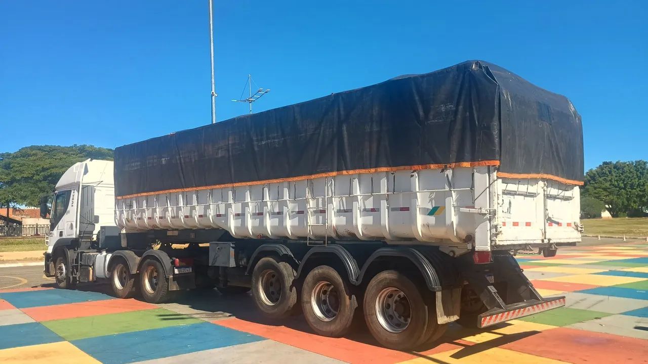 Iveco Strallis 460NR 6x4 automático  - Foto 6