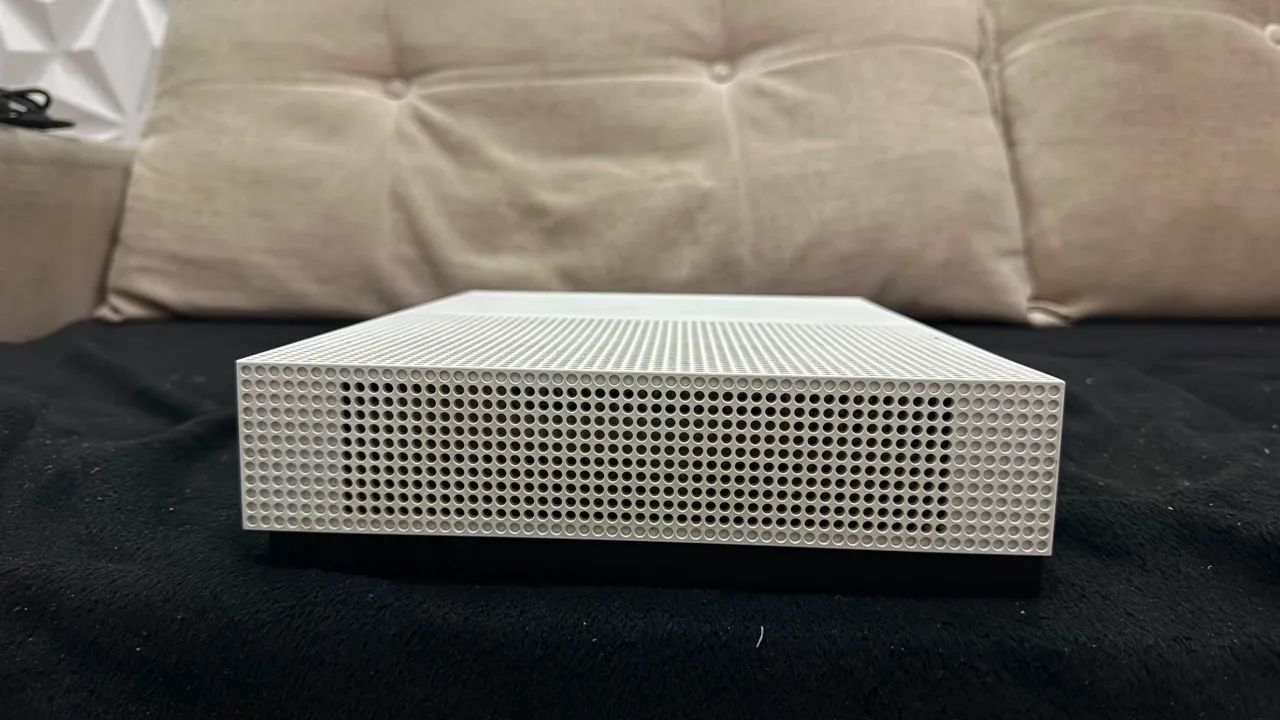 XBOX ONE S 1TB - Foto 3