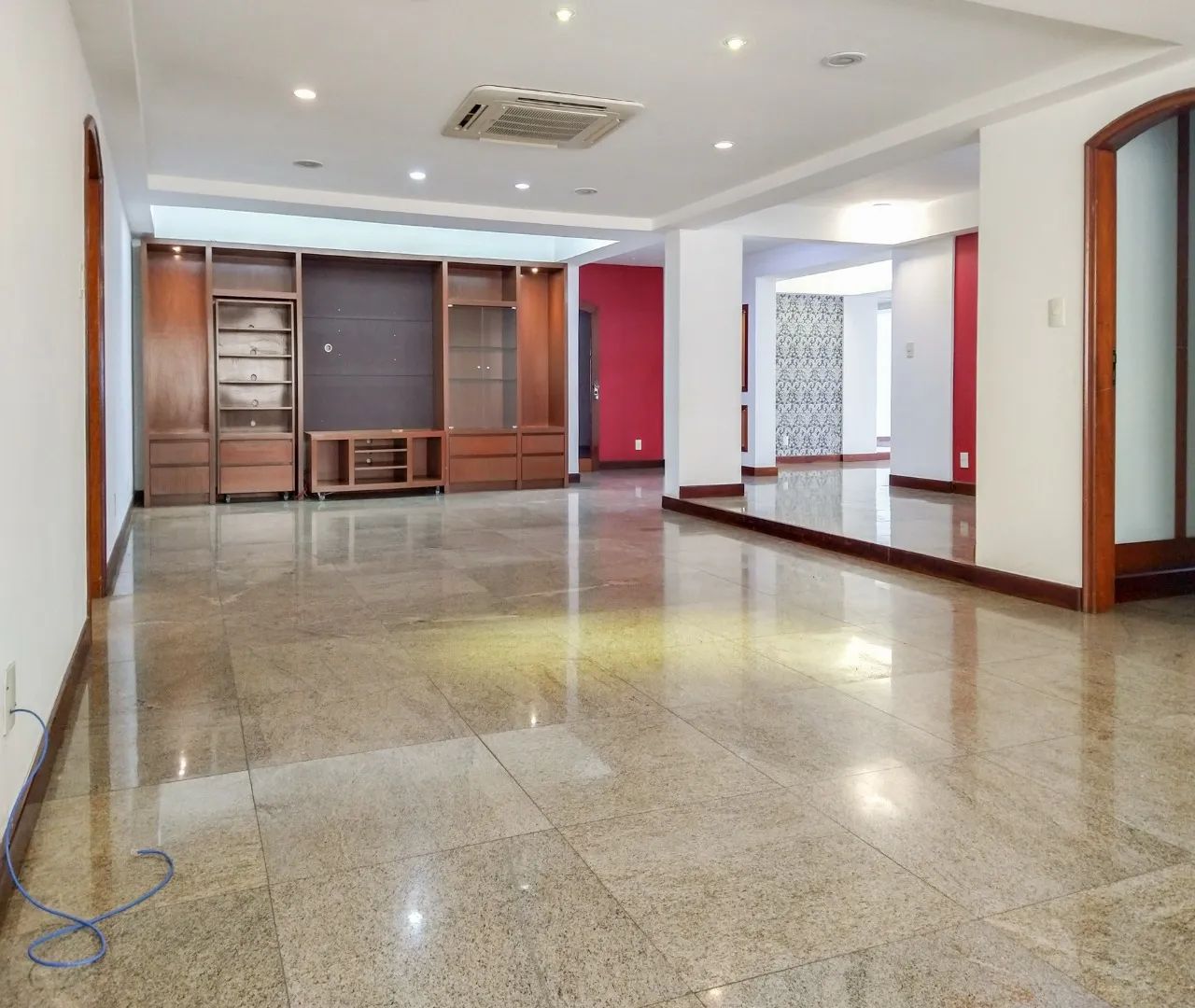 Ed. Cristo Rei - Apartamento à Venda| 4 Suítes | 2 Vagas de Garagem| med. 317,00m² | Crema - Foto 5