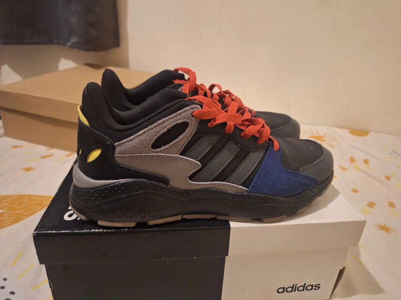 Vendo Adidas Crazy chaos  - Foto 2