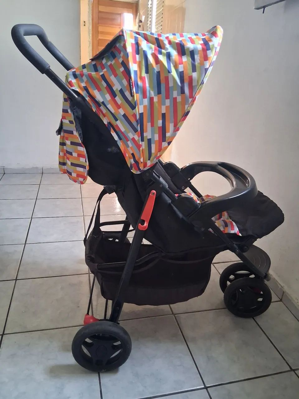 Carrinho de bebê semi novo - Foto 5
