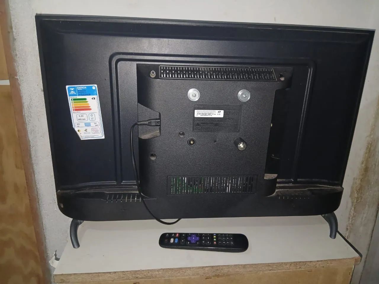 Vendo TV semi nova smart 32 polegadas philco  - Foto 2