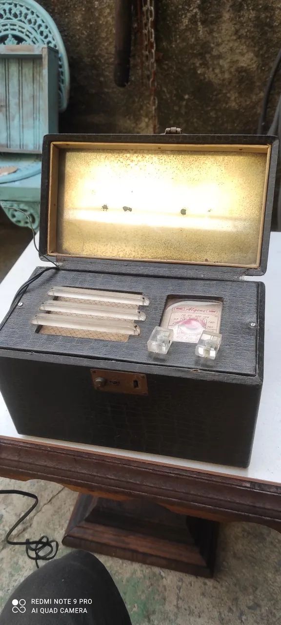 Rádio antigo,valvulado,ALGENE, Leia: