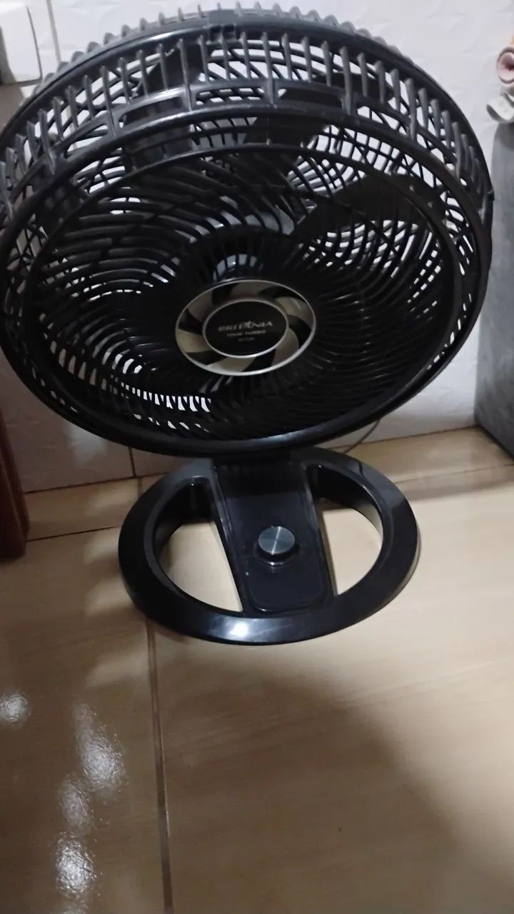 Ventilador Britânia Quebrado 