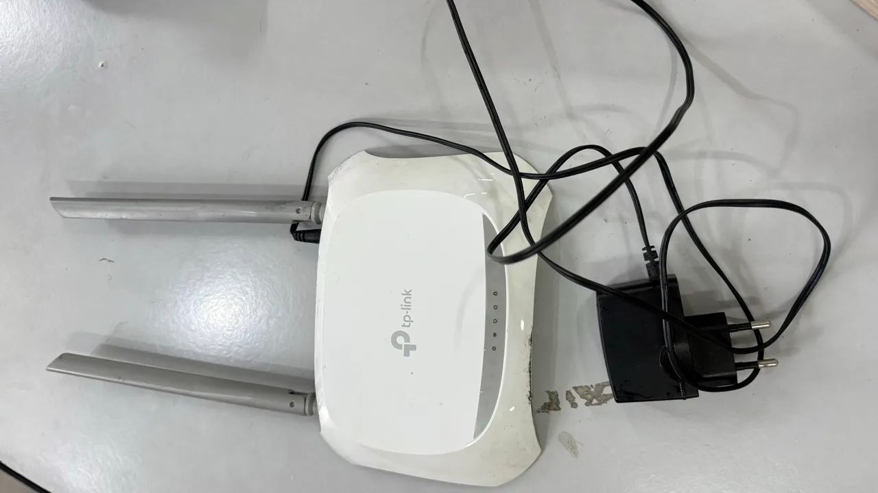 Roteador Wi-Fi tp link 2 antenas - usado
