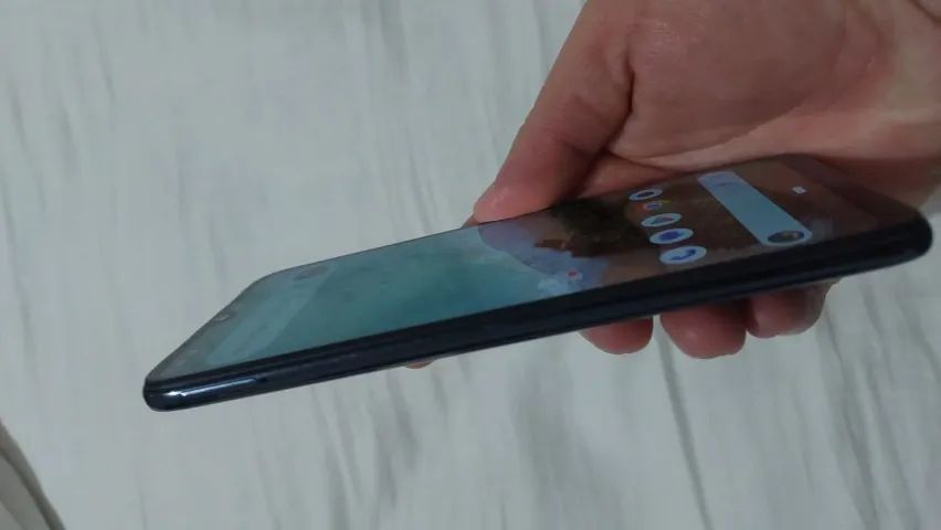 Xiaomi MiA3 em ótimo estado - Foto 2
