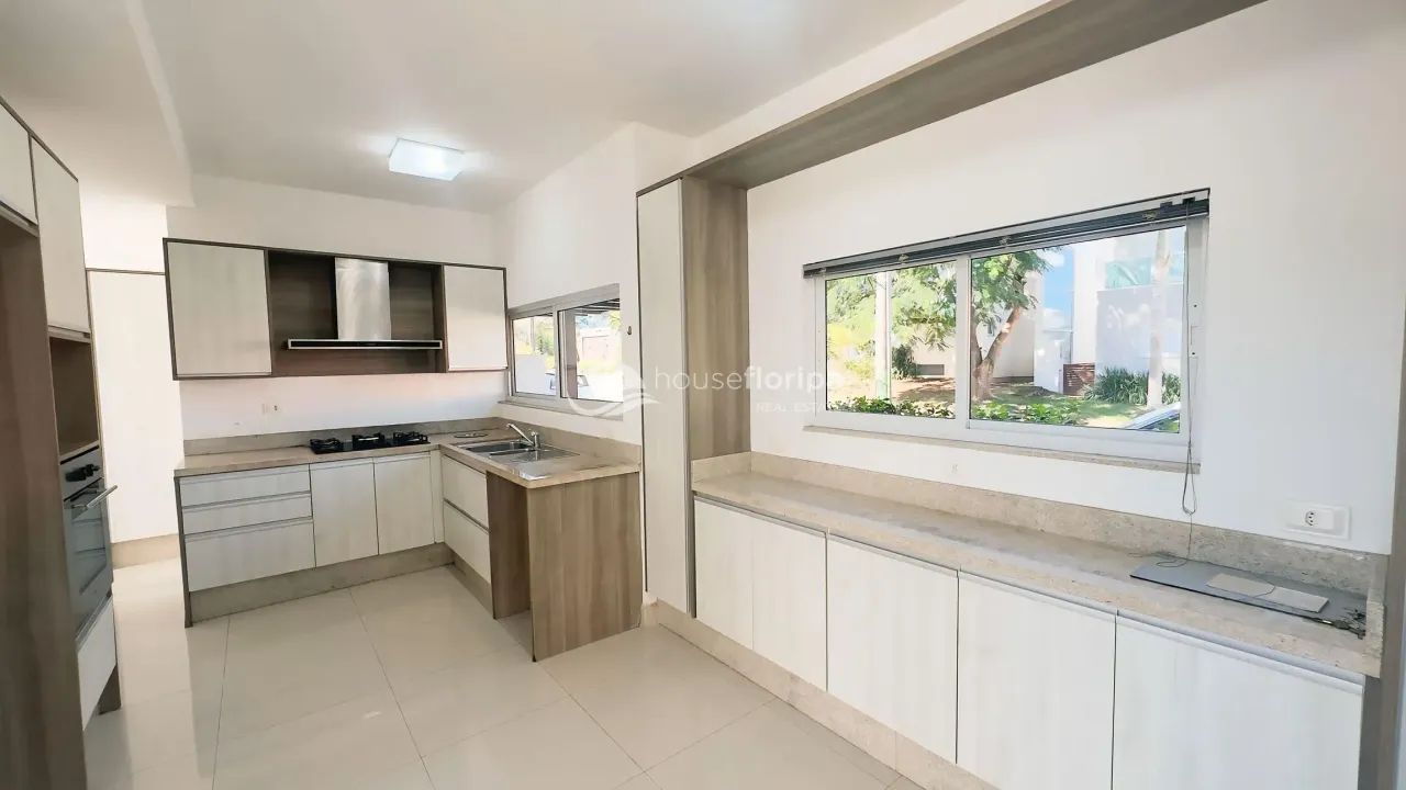 Casa em Condominio à venda, Campeche, Florianópolis, SC - Possui 4 dormitorios com 480m² d - Foto 5