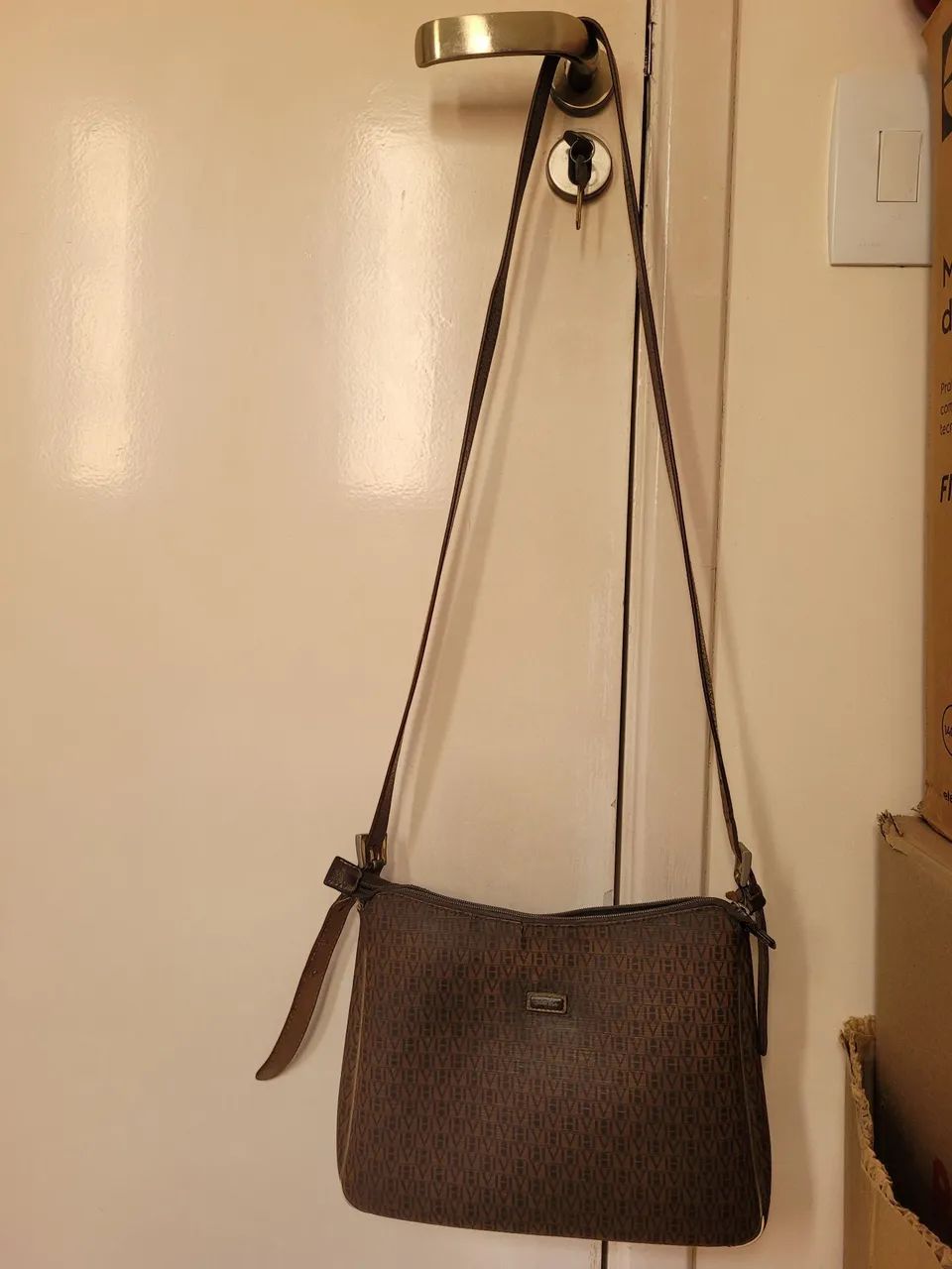 Bolsa Victor Hugo.  - Foto 3