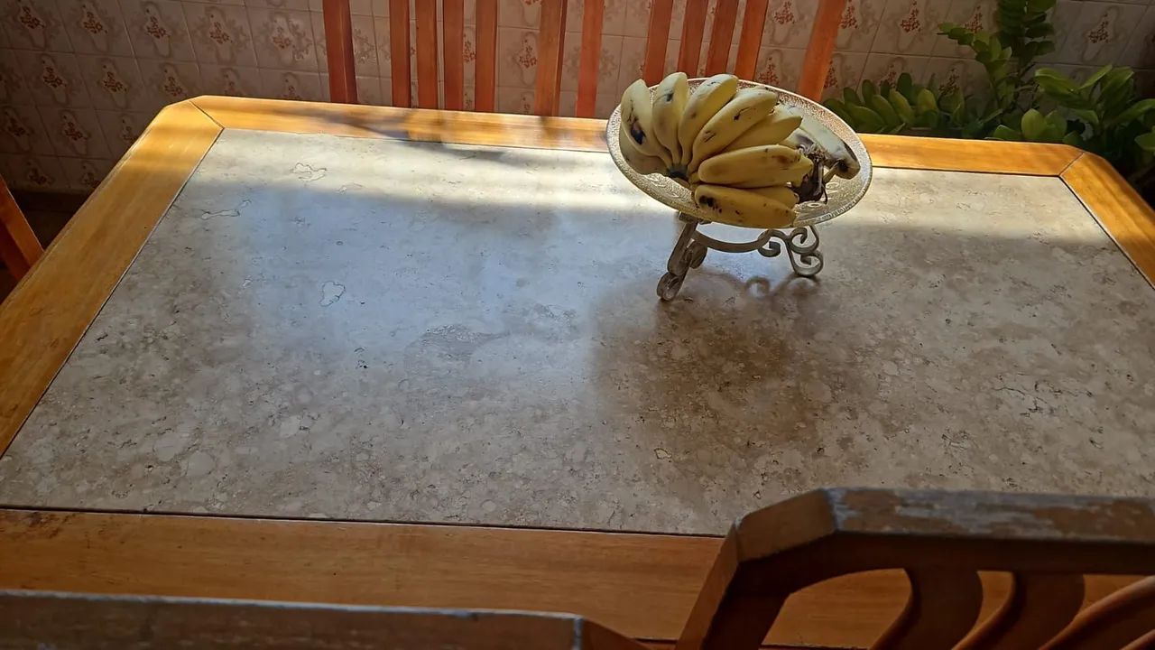 Mesa de madeira com pedra de granito - Foto 2