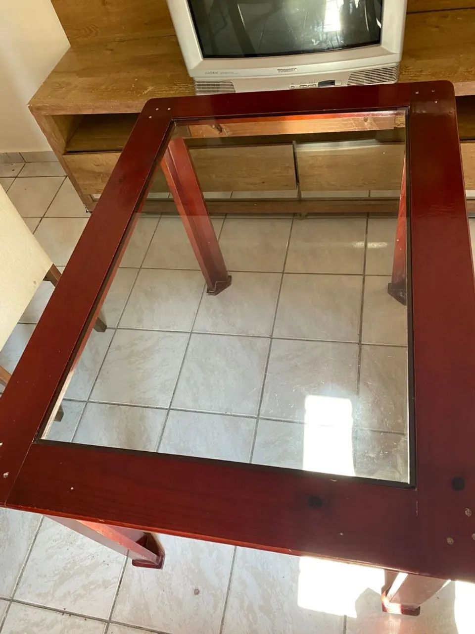 Mesa de vidro e madeira  - Foto 2