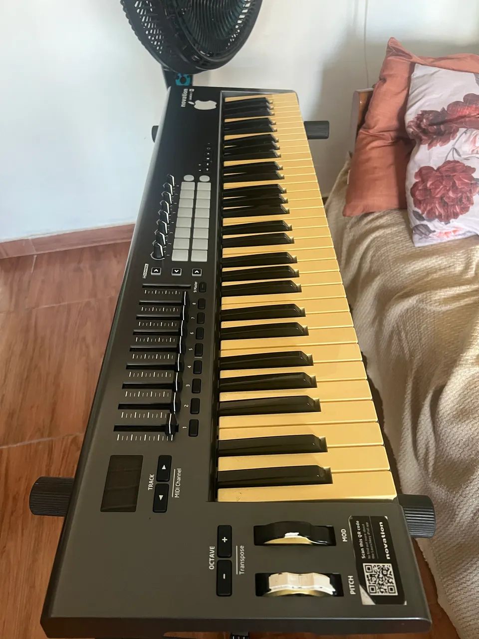 Controlador Midi Novation  - Foto 3