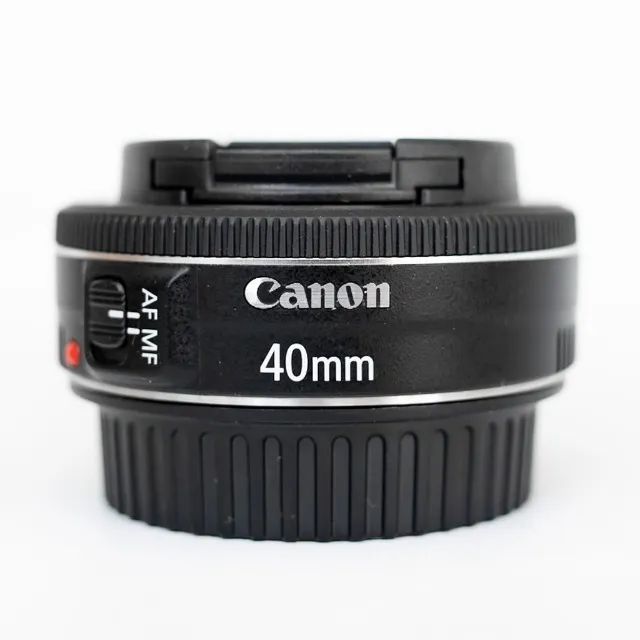 Lente Canon EF 40mm f/2.8 STM Pancake Macro, estado de nova + parasol metal original Canon