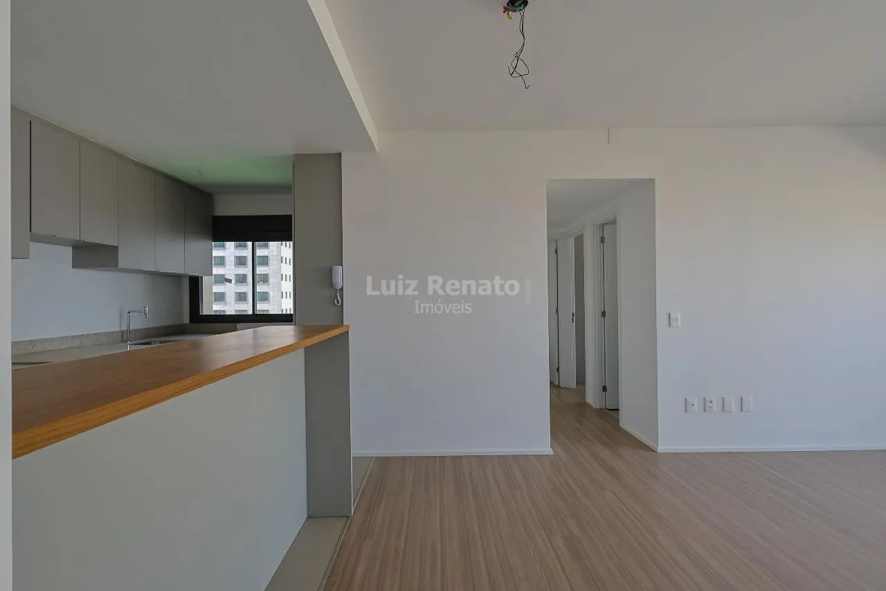 Apartamento de 2 Quartos com 2 suites no Vila da Serra