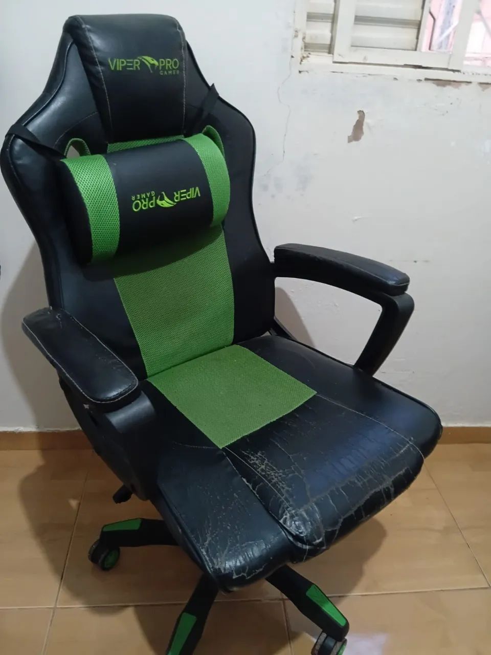 Cadeira e mesa gamer!! - Foto 2