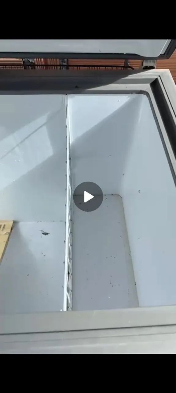 FREEZER horizontal 309L usado mais está bem inteiro e funcionando  - Foto 3