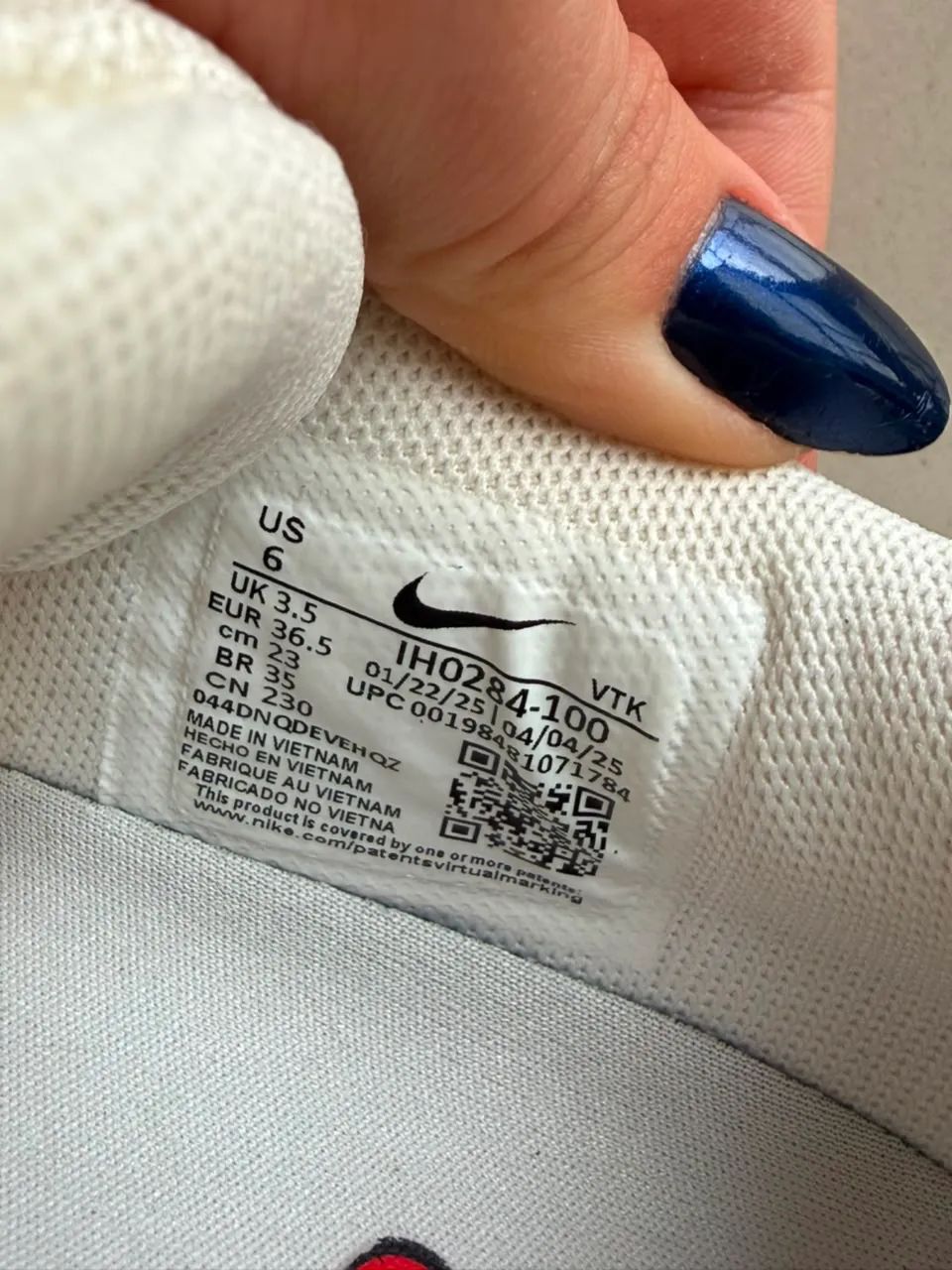 Nike Air Max DN - Tamanho: 35 - Branco e Rosa - Foto 3