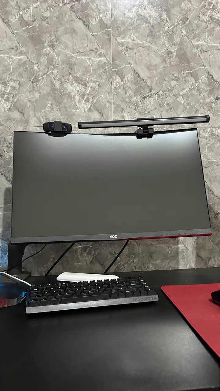 Monitor AOC 240hz, 0.5ms - Foto 3