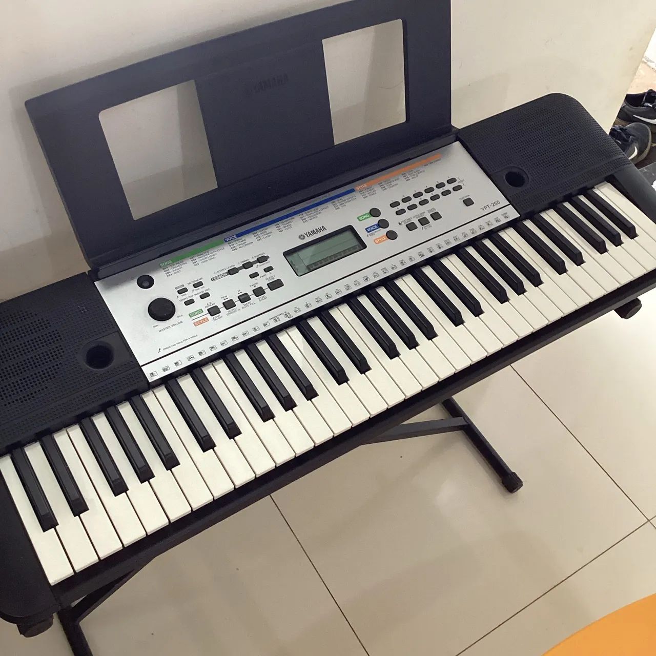 Teclado Yamaha YPT E255 (novinho) - Foto 3