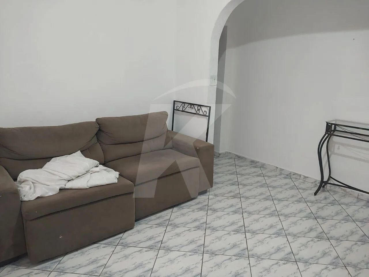 Casa com 2 quartos, sala, cozinha, banheiro e área de serviço. - Foto 5