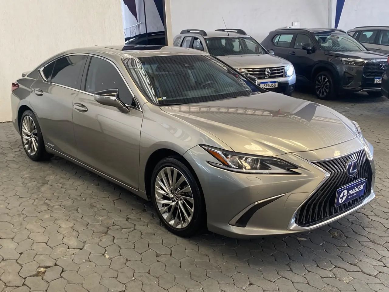 Lexus ES-300H ES300h 2.5 16V Aut. (hybrid) 2021