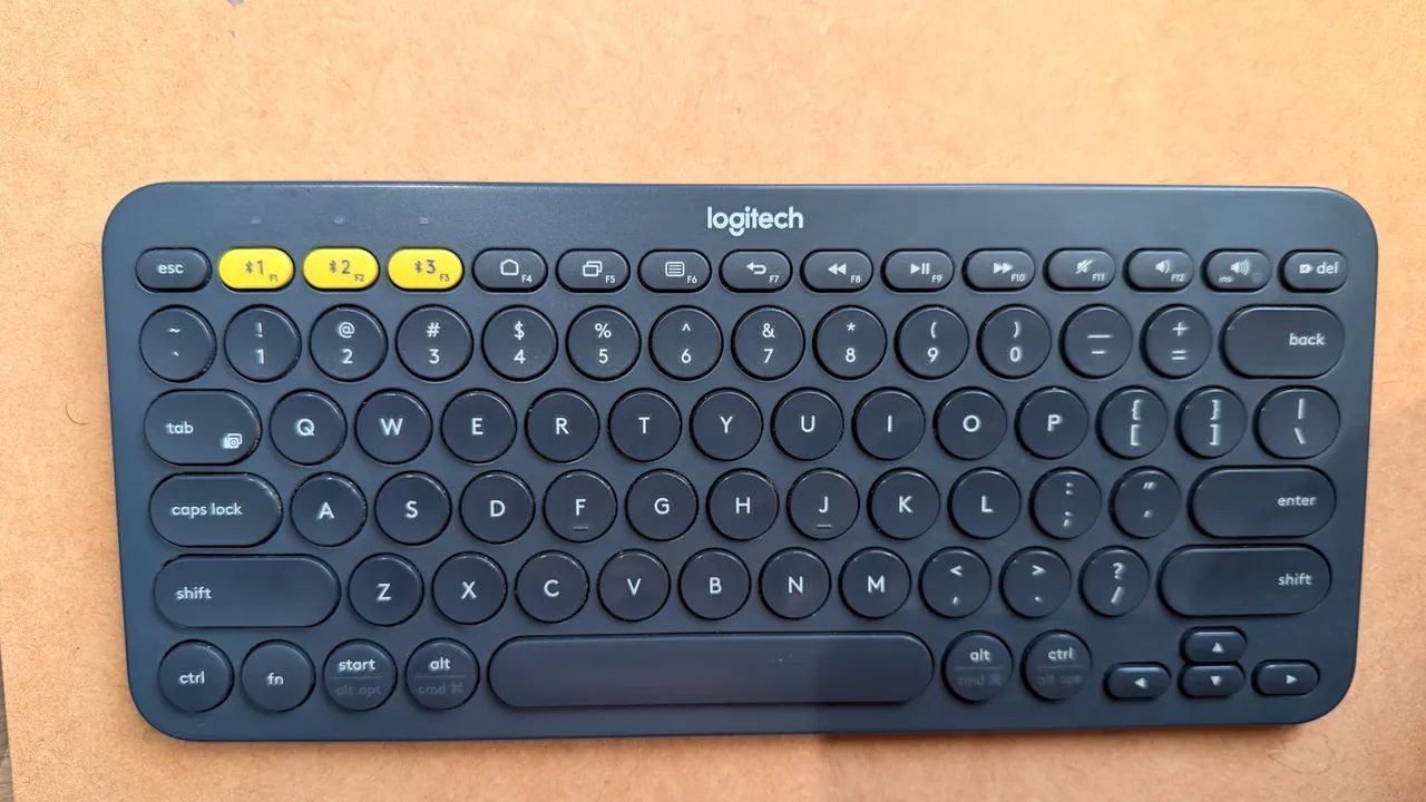 Teclado Bluetooth Logitech K380 Cinza